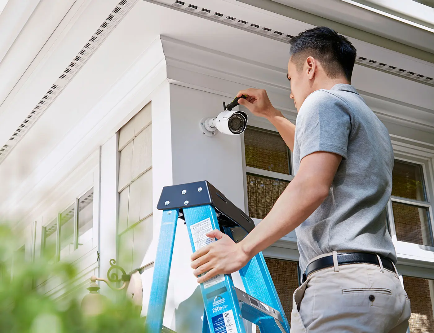 Caméra de surveillance et sonnette vidéo